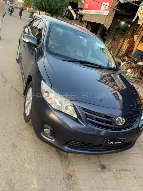Toyota Corolla 2013 for Sale in Faisalabad Image-1