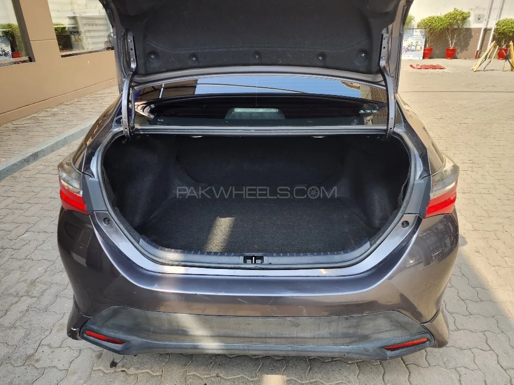 Toyota Corolla 2022 for Sale in Lahore Image-1