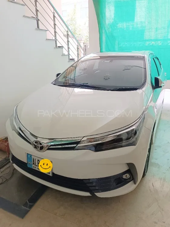 Toyota Corolla 2018 for Sale in Islamabad Image-1