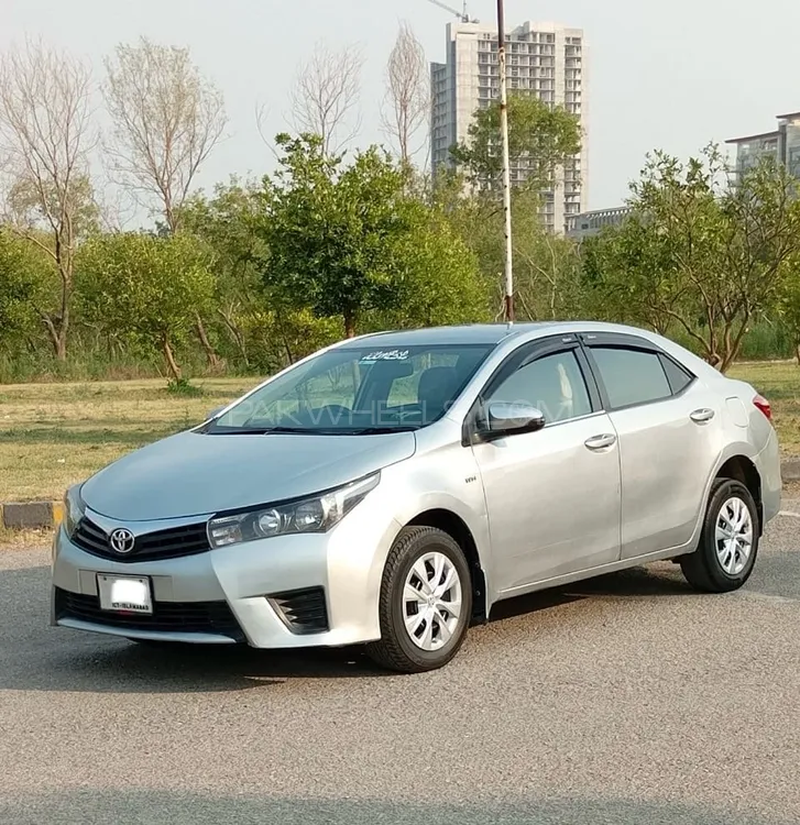Toyota Corolla 2015 for Sale in Islamabad Image-1