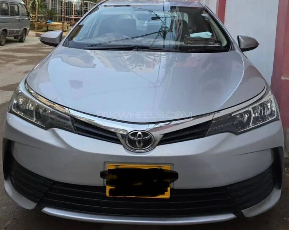 Toyota Corolla 2018 for Sale in Karachi Image-1