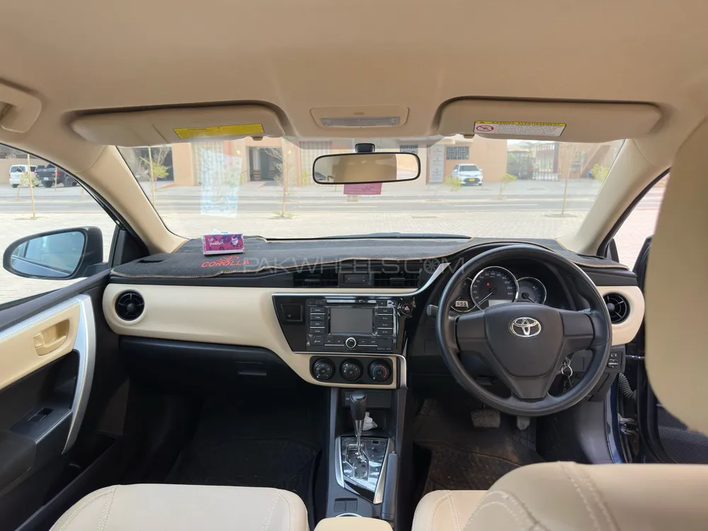 Toyota Corolla 2020 for Sale in Karachi Image-1