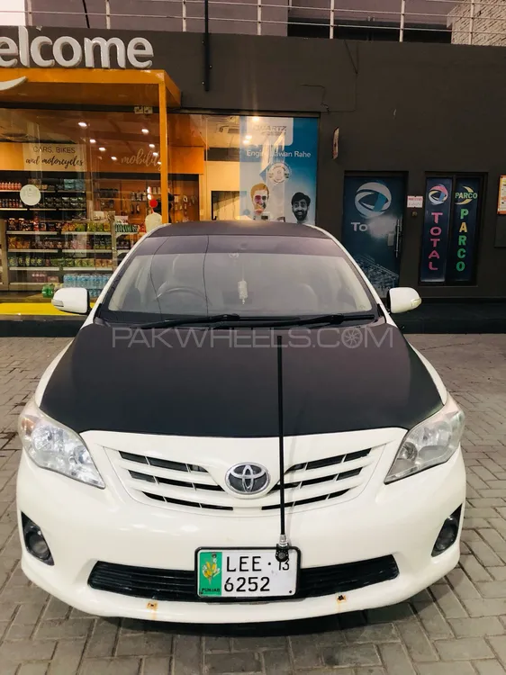 Toyota Corolla 2013 for Sale in Lahore Image-1