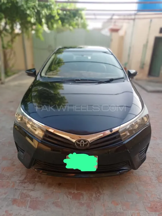 Toyota Corolla 2015 for Sale in Islamabad Image-1