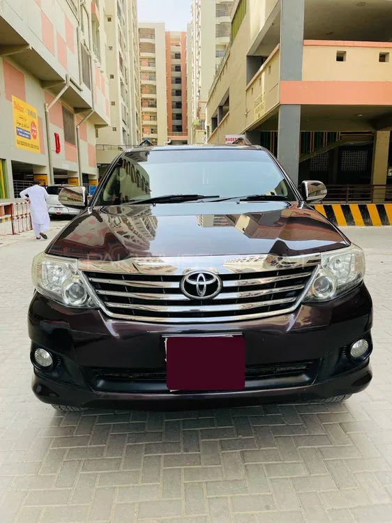 ٹویوٹا فورچیونر 2014 for Sale in کراچی Image-1