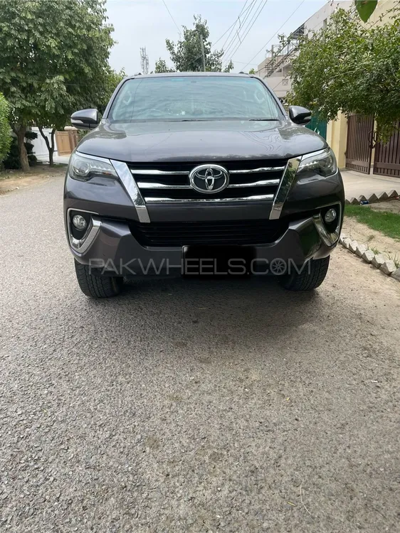 Toyota Fortuner 2018 for Sale in Lahore Image-1