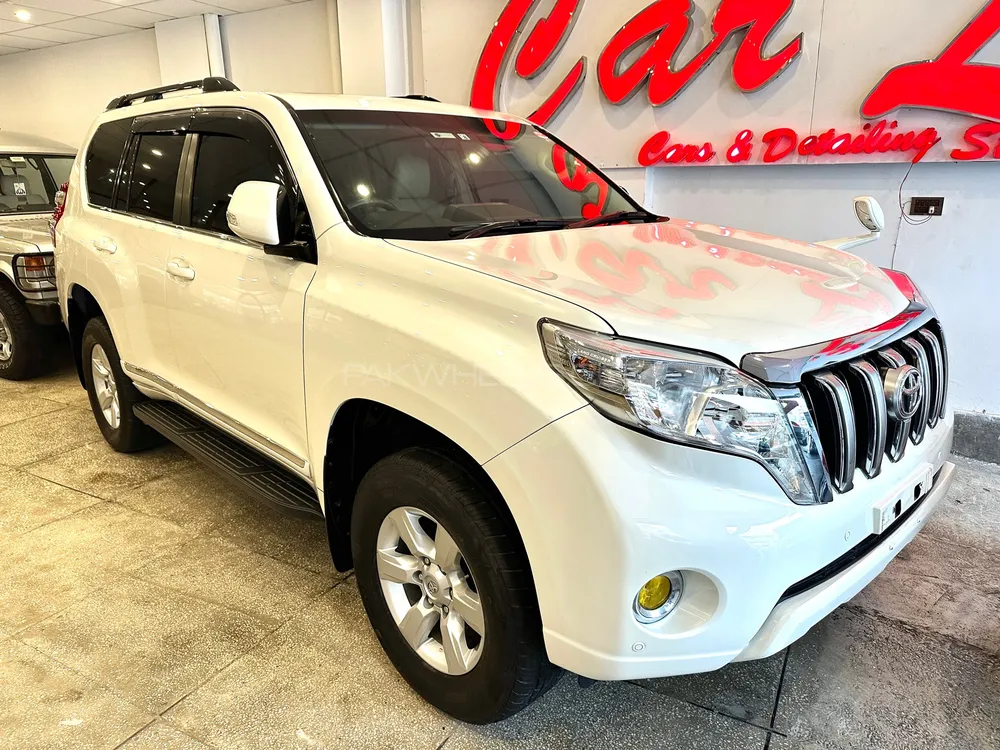 Toyota Prado 2016 for Sale in Lahore Image-1