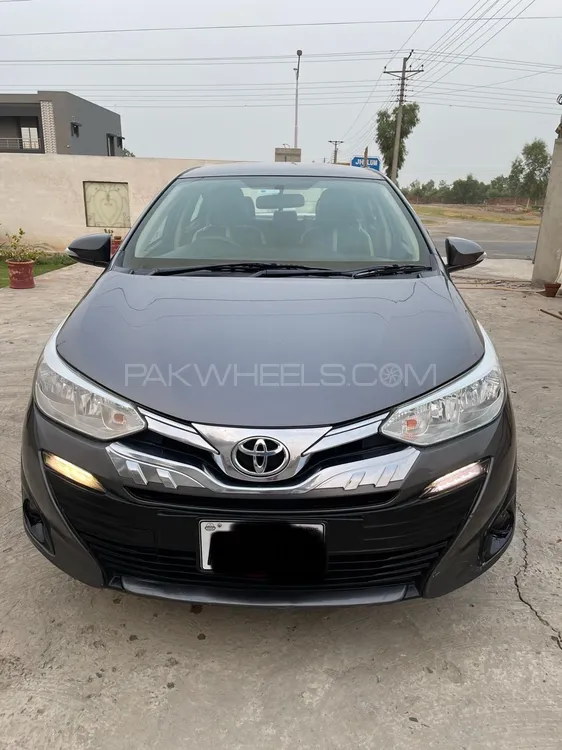 Toyota Yaris Sedan 2021 for Sale in Lahore Image-1