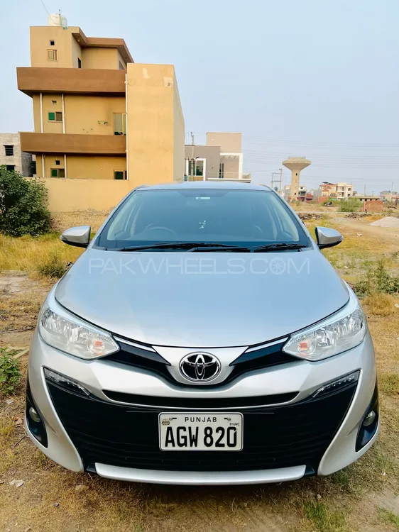 Toyota Yaris Sedan 2022 for Sale in Lahore Image-1