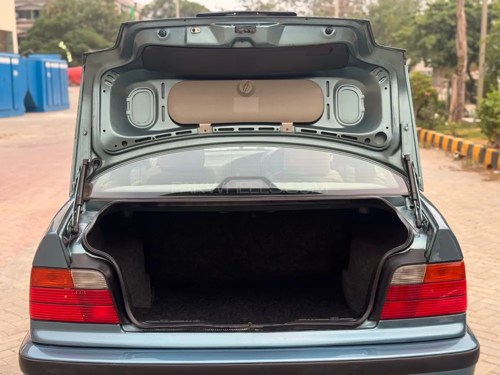 BMW 3 Series 1997 for Sale in Islamabad BMW 3 Series 1997 for Sale in Islamabad Image-13