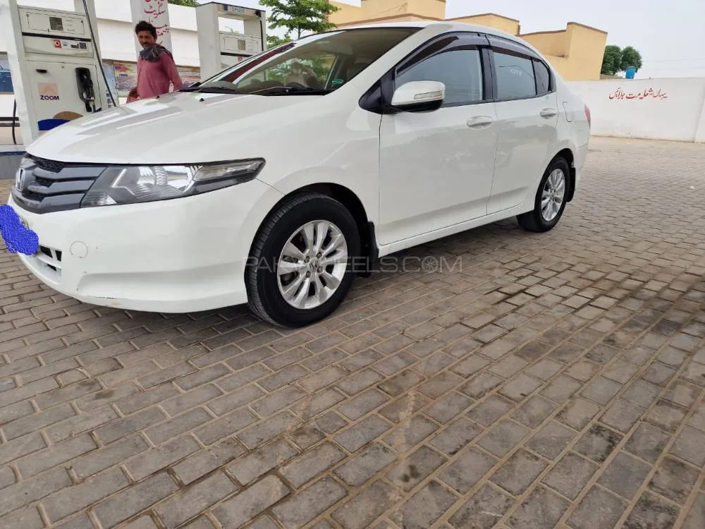 Honda City 2014 for Sale in Mian Wali Image-1