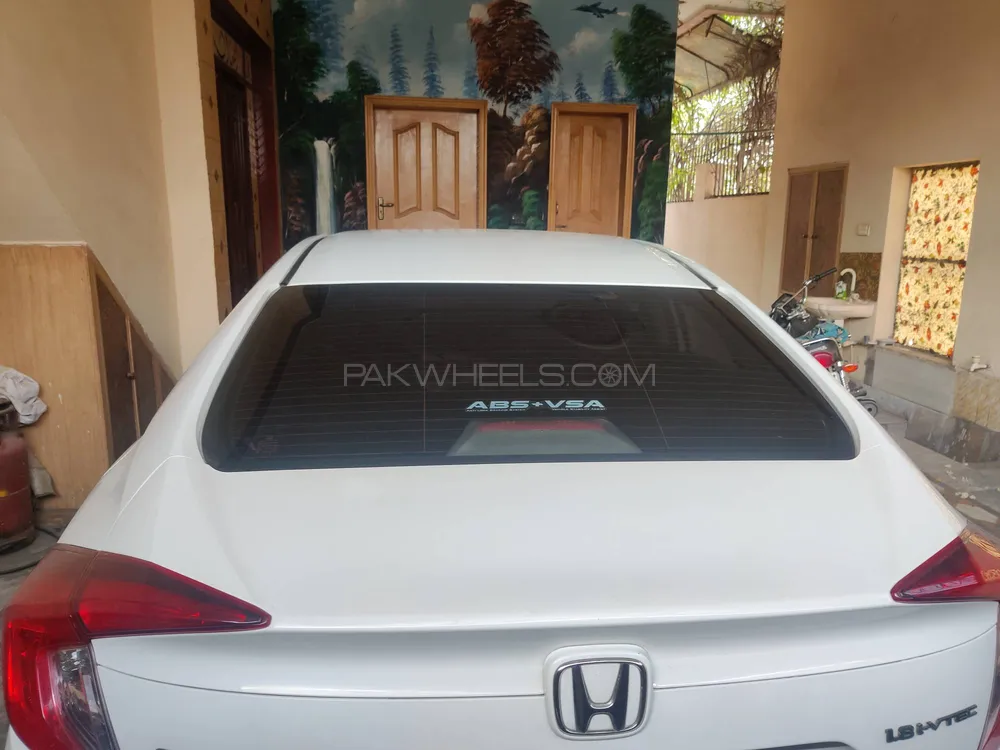 Honda Civic 2017 for Sale in Faisalabad Image-1