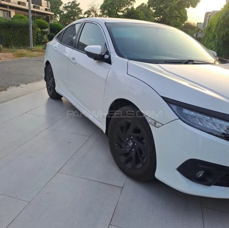 Honda Civic 2017 for Sale in Lahore Image-1