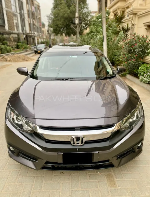 Honda Civic 2018 for Sale in Karachi Image-1