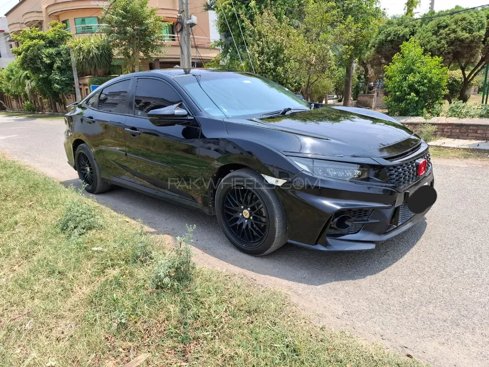 Honda Civic 2018 for Sale in Sialkot Image-1