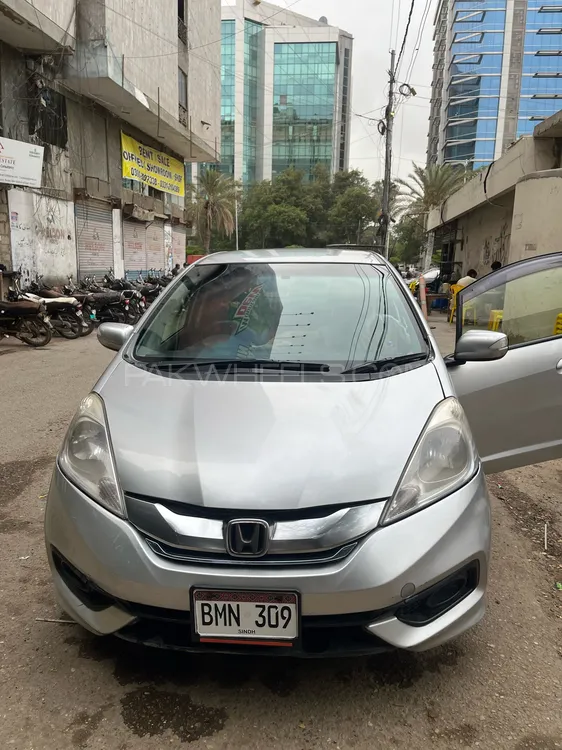 Honda Fit 2014 for Sale in Karachi Image-1