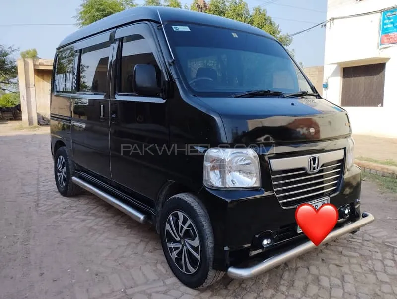 Honda Vamos 2012 for Sale in Dina Image-1