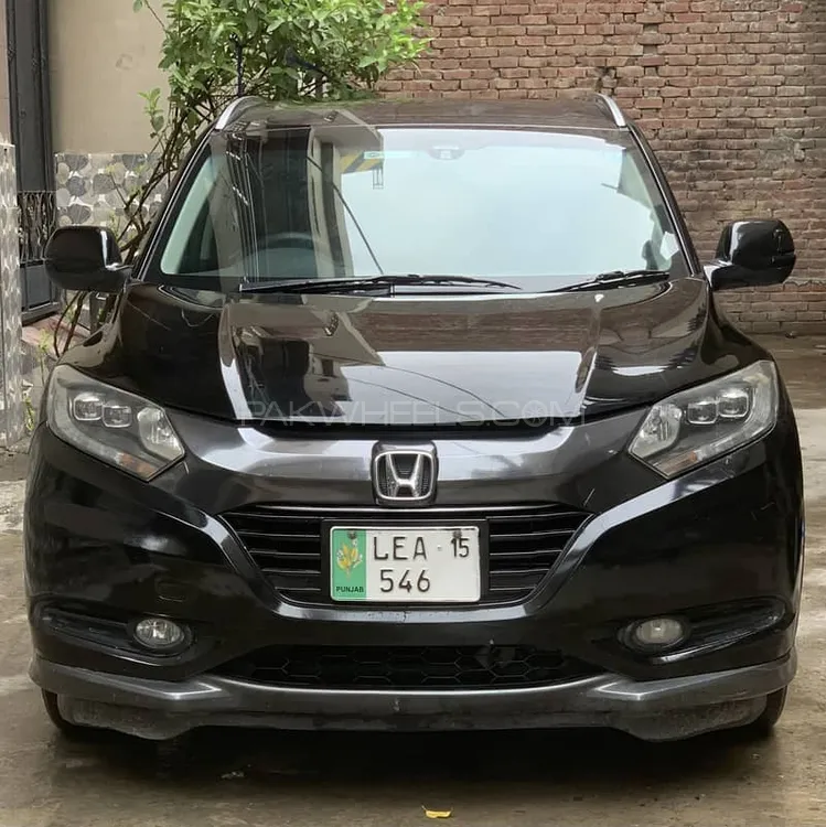 Honda Vezel 2014 for Sale in Lahore Image-1