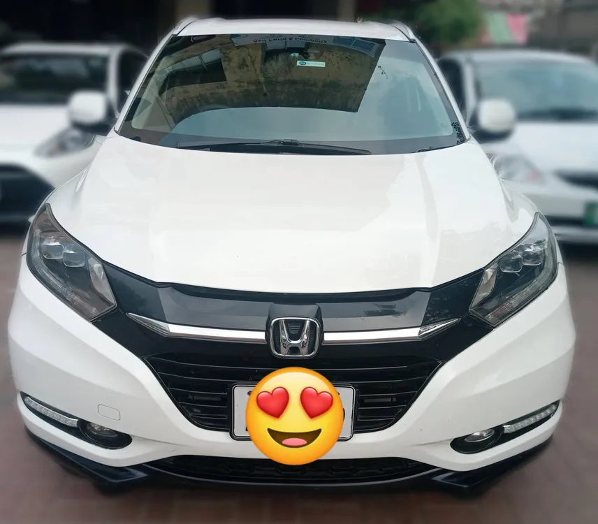 Honda Vezel 2014 for Sale in Islamabad Image-1