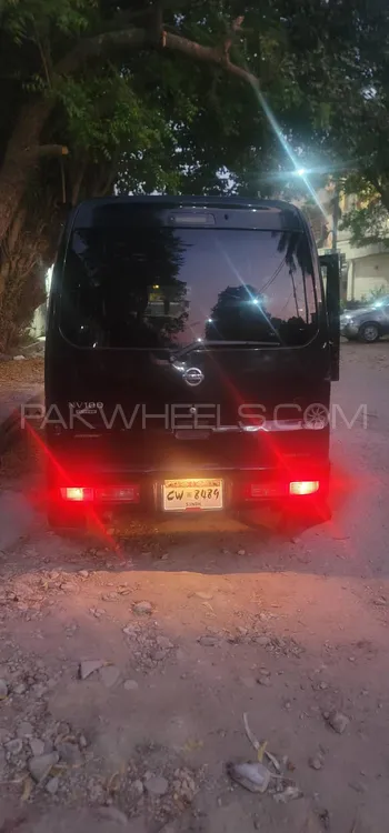 Nissan Clipper 2012 for Sale in Karachi Image-1