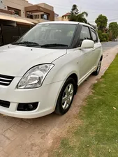 Suzuki Swift DLX Automatic 1.3 Navigation 2019 for Sale
