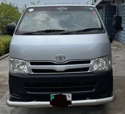 Toyota Hiace 2012 for Sale