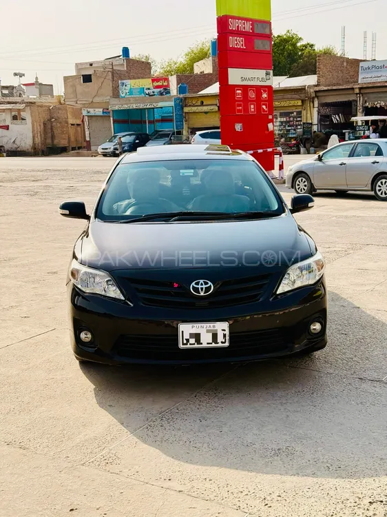 Toyota Corolla 2013 for Sale in Peshawar Image-1