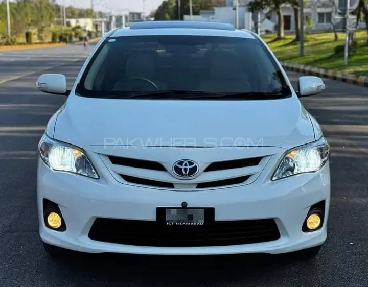 Toyota Corolla 2013 for Sale in Islamabad Image-1