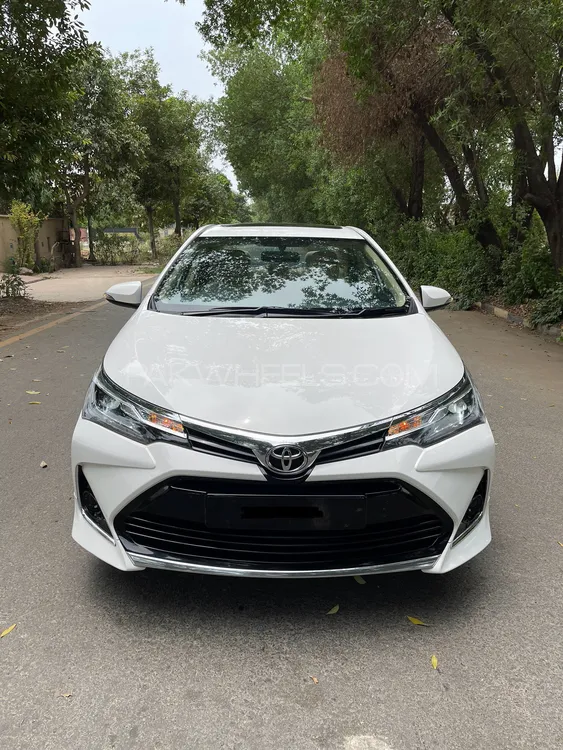 Toyota Corolla 2021 for Sale in Lahore Image-1