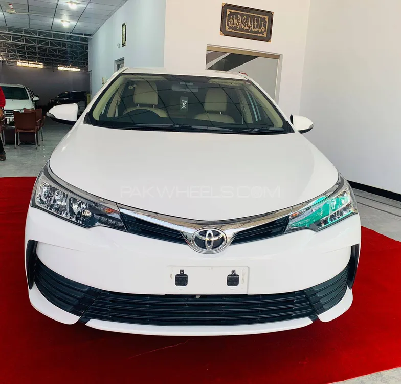 Toyota Corolla 2018 for Sale in Vehari Image-1
