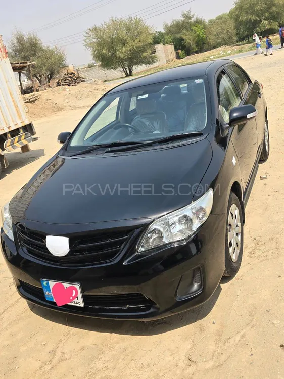 Toyota Corolla 2014 for Sale in Islamabad Image-1