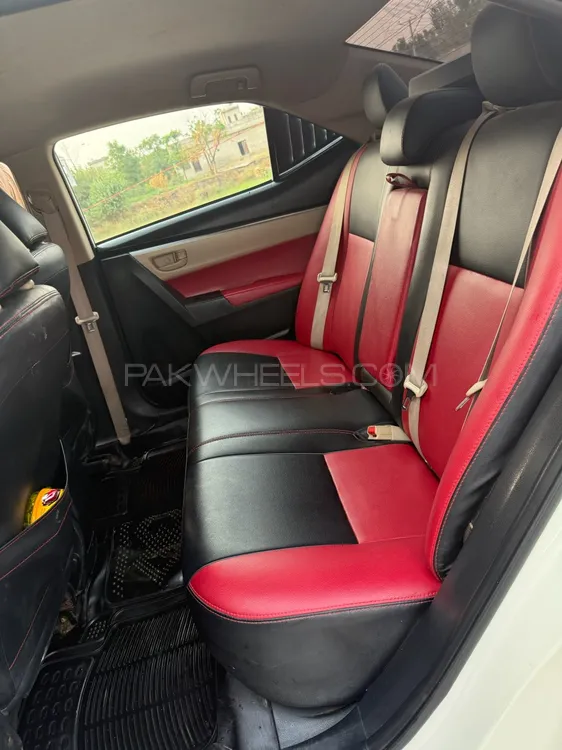 Toyota Corolla 2016 for Sale in Chawinda Image-1
