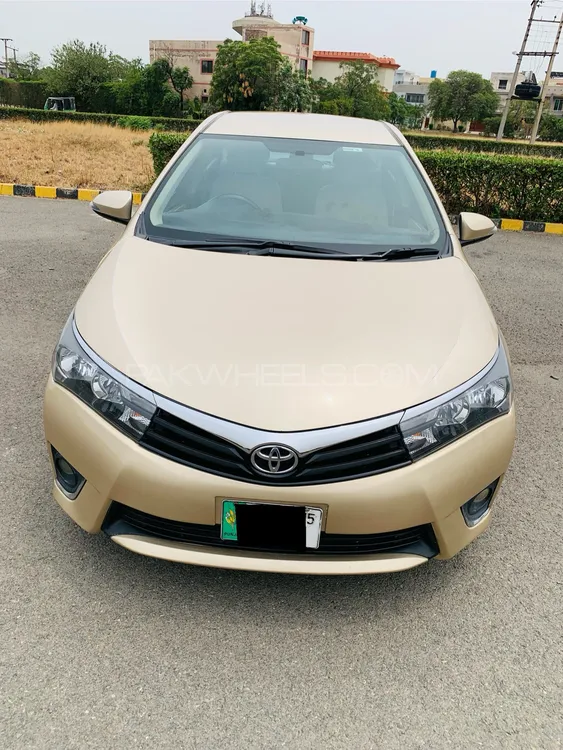 ٹویوٹا کرولا 2015 for Sale in لاہور Image-1