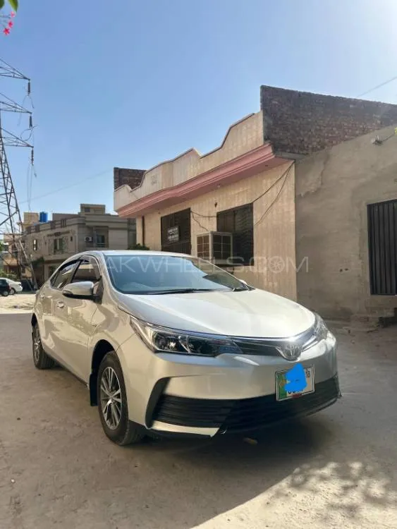 Toyota Corolla 2018 for Sale in Lahore Image-1