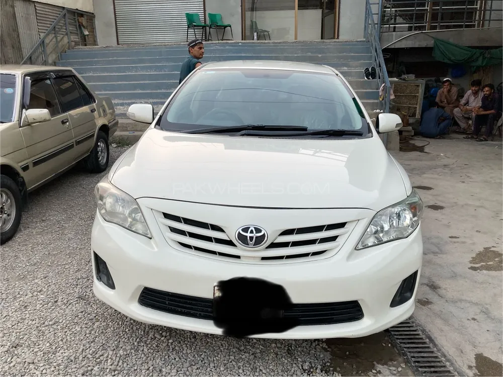 Toyota Corolla 2012 for Sale in Peshawar Image-1