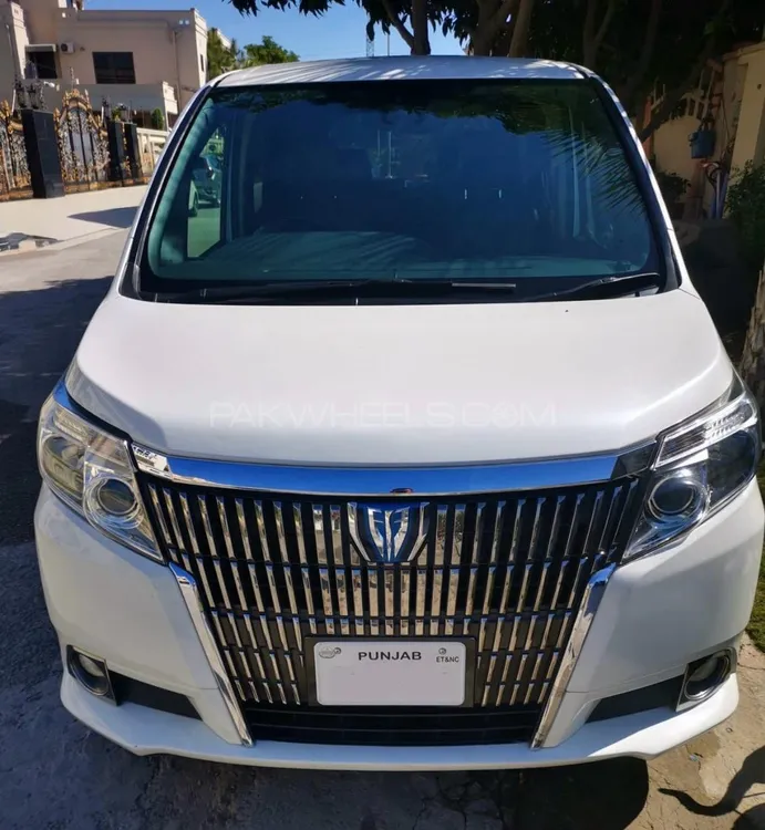Toyota Esquire 2015 for Sale in Gujranwala Image-1