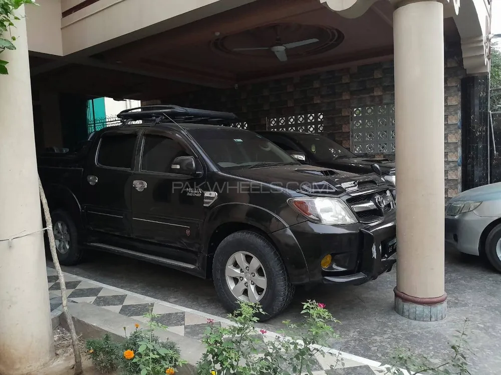 Toyota Hilux 2007 for Sale in Mandi bahauddin Image-1