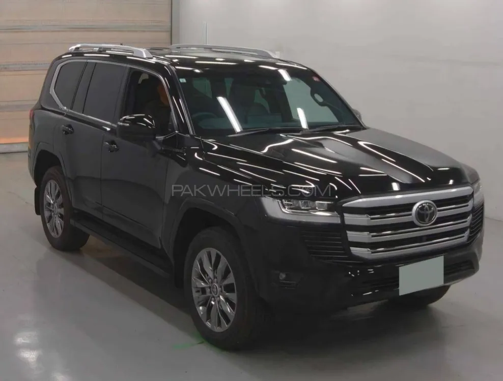 Toyota Land Cruiser 2023 for Sale in Lahore Image-1