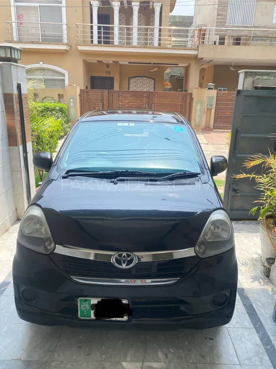 Toyota Pixis Epoch 2015 for Sale in Lahore Image-1