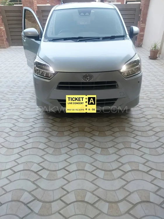 Toyota Pixis Epoch 2017 for Sale in Bahawalpur Image-1