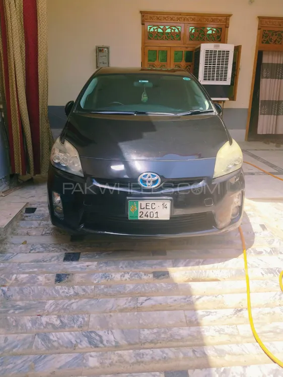 Toyota Prius 2010 for Sale in Mardan Image-1