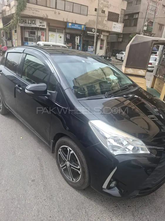 Toyota Vitz 2018 for Sale in Karachi Image-1