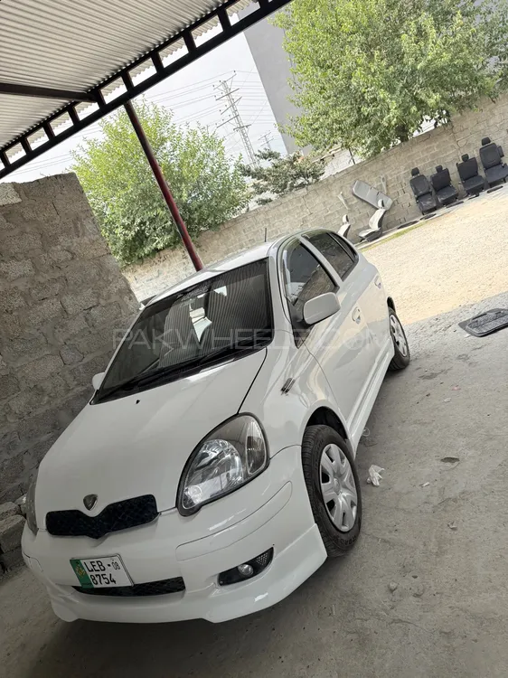 Toyota Vitz 2005 for Sale in Lower Dir Image-1