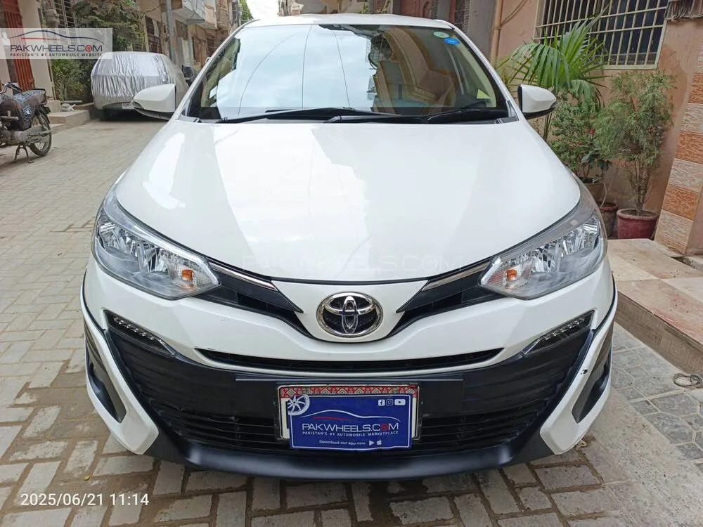 Toyota Yaris Sedan 2023 for Sale in Karachi Image-1