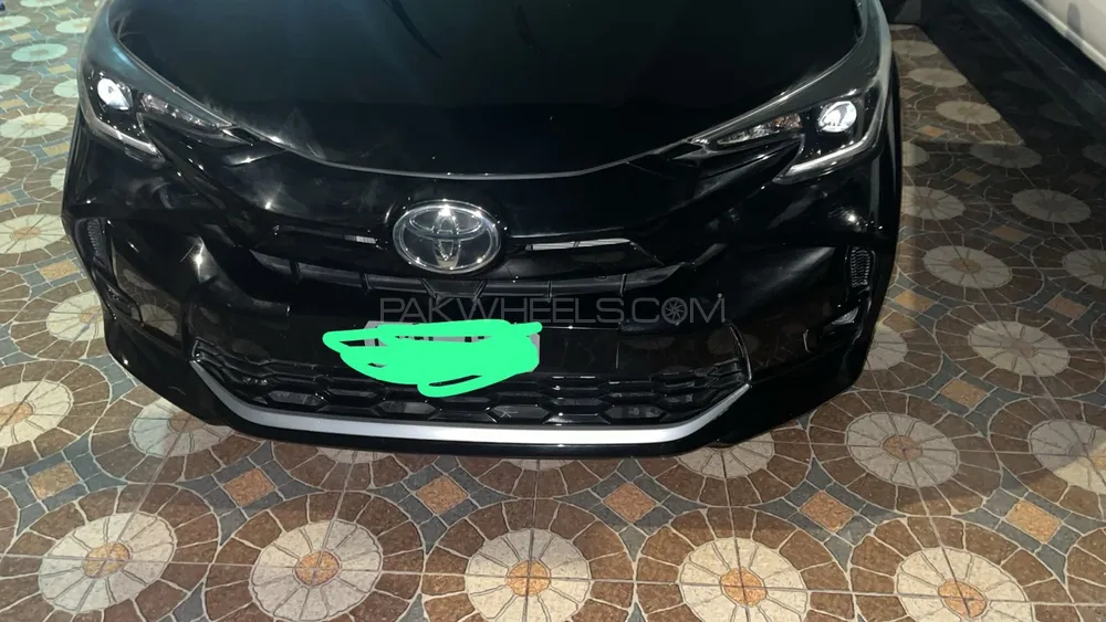 Toyota Yaris Sedan 2025 for Sale in Karachi Image-1