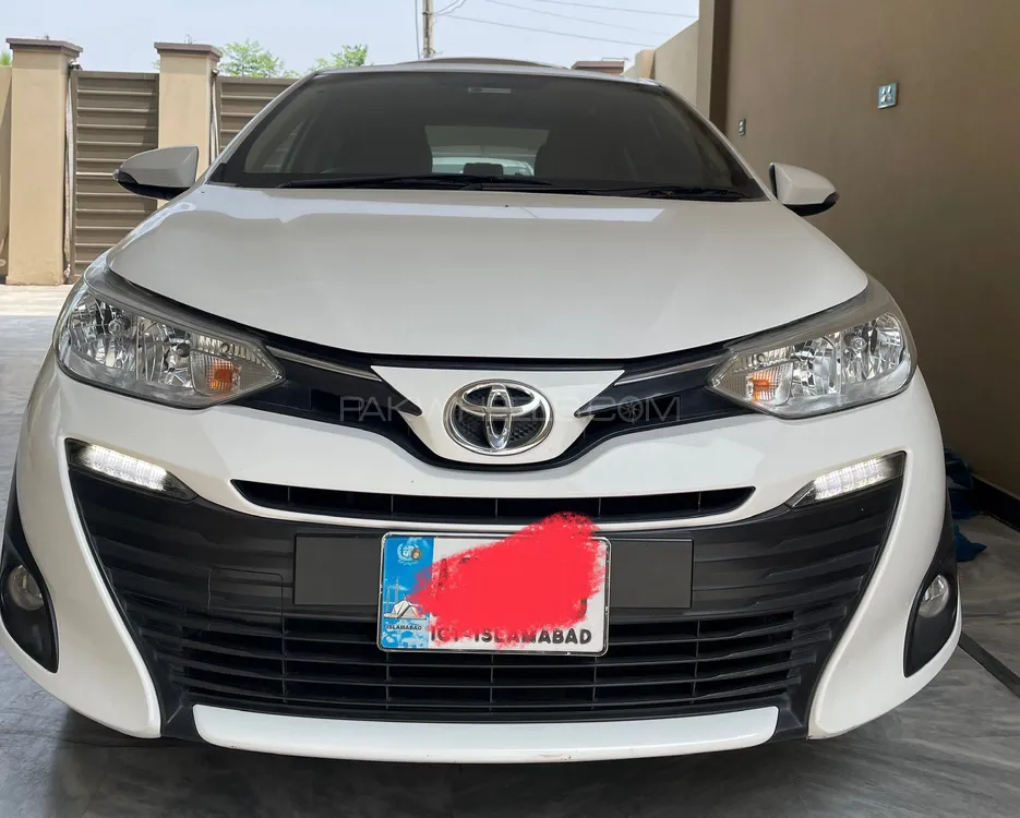 Toyota Yaris Sedan 2021 for Sale in Peshawar Image-1