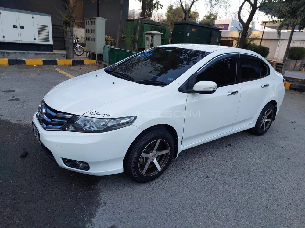Honda City 2017 for Sale in Islamabad Image-1