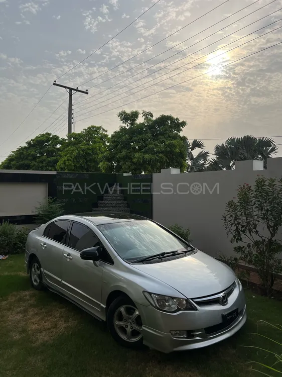 Honda Civic 2009 for Sale in Faisalabad Image-1