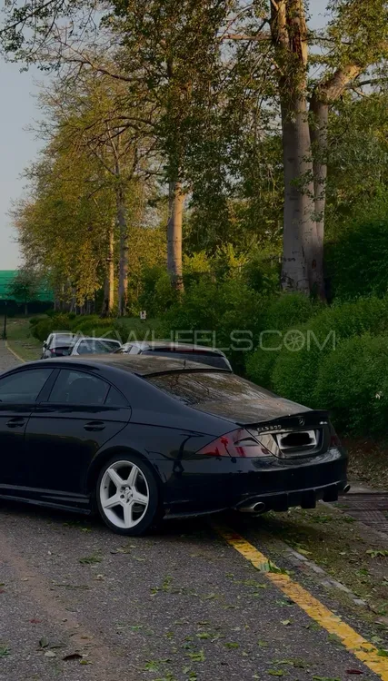 Mercedes Benz CLS Class 2005 for Sale in Islamabad Image-1