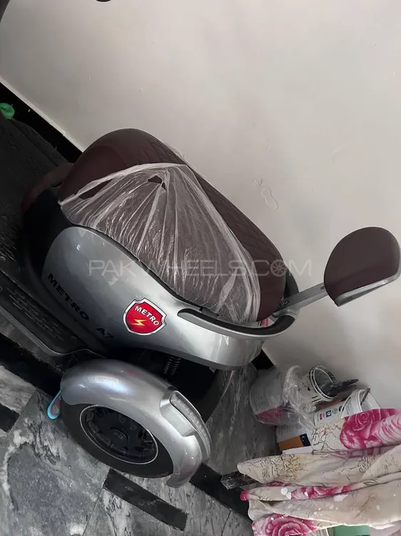 میٹرو T9 2025 for Sale Image-1